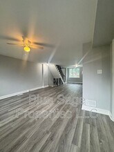 398 Westmont Dr in Collingdale, PA - Building Photo - Building Photo