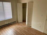 704 Ferris Ct photo'