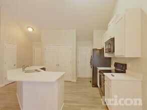 1585 Kingston Dr in Kannapolis, NC - Building Photo - Building Photo