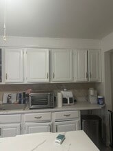 21 Drake Ave, Unit 1FL in New Rochelle, NY - Building Photo - Building Photo