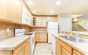 10096 185th Ave E in Bonney Lake, WA - Building Photo - Building Photo