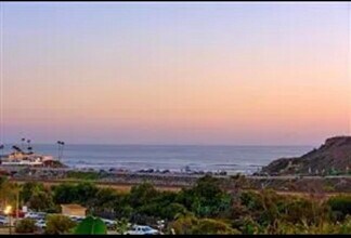 239 Turf View Dr in Solana Beach, CA - Building Photo - Building Photo