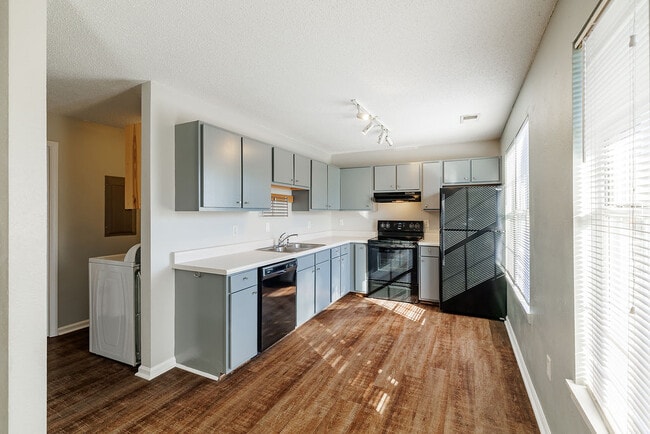 138 welch Place, unit 4, Unit 4 in Athens, GA - Building Photo - Building Photo