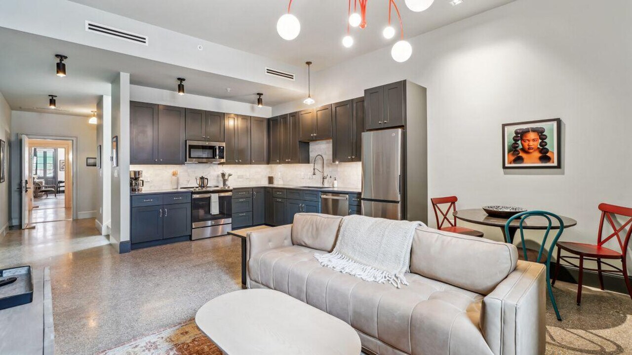 310 S Rampart St in New Orleans, LA - Building Photo