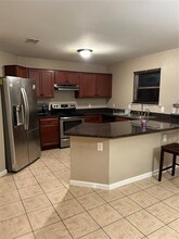 14721 Cedar Creek Way in Balch Springs, TX - Foto de edificio - Building Photo