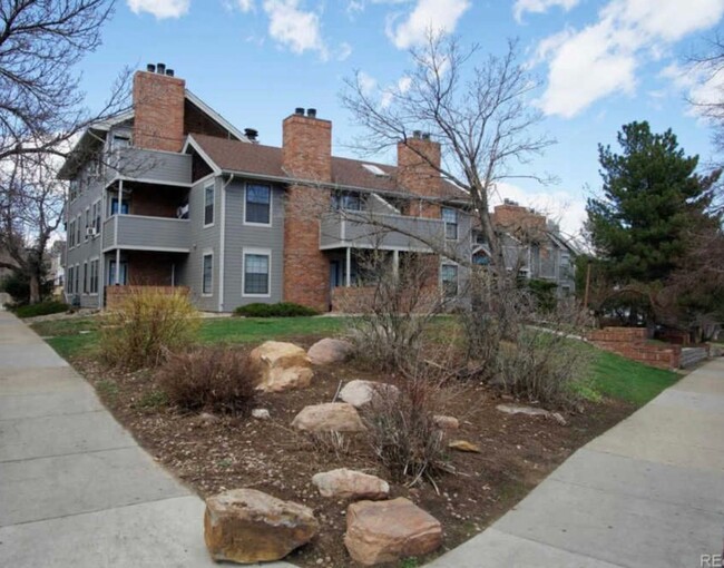 property at 1405 Broadway