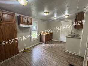 283 E Grand Ave in Muskegon, MI - Building Photo - Building Photo