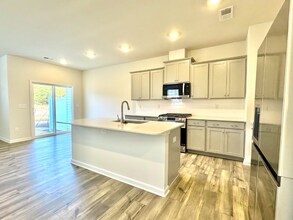 1888 Pheasant Trce Cir in Kernersville, NC - Building Photo - Building Photo