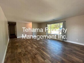 6368 Santa Clara Rd in Corning, CA - Building Photo - Building Photo