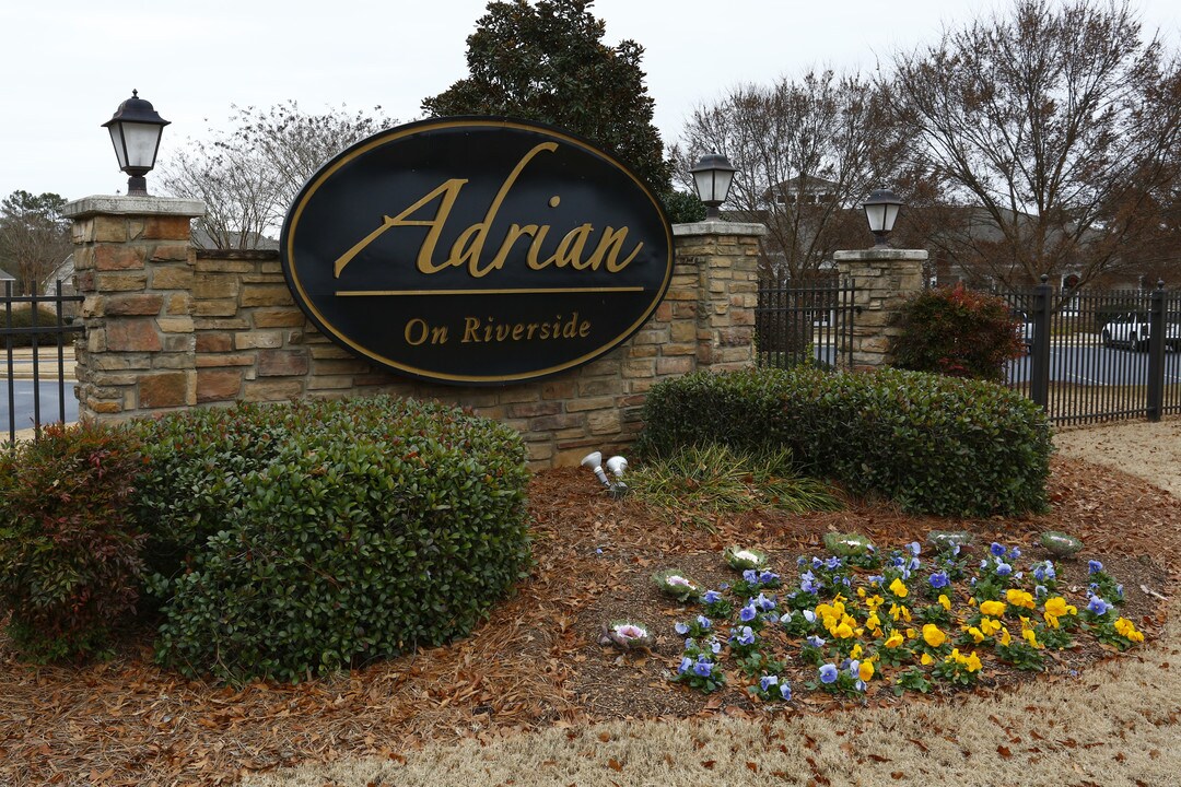 Adrian On Riverside Apartments Macon Ga Apartments