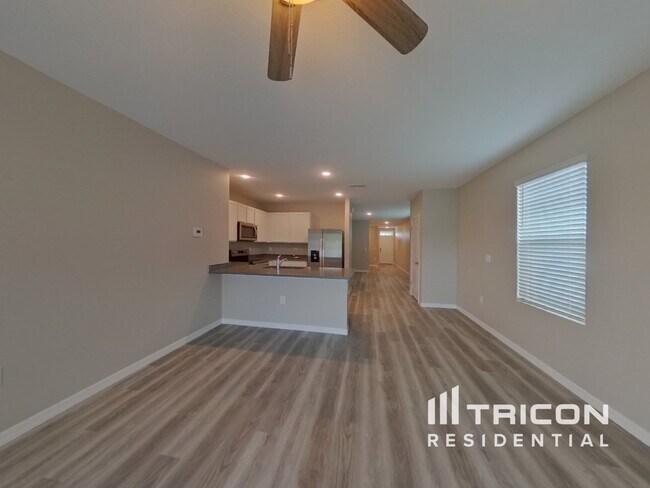 6923 Broad River Ave in Land O Lakes, FL - Building Photo - Building Photo