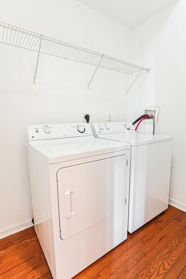 2350 N Park Ave, Unit 1 in Philadelphia, PA - Building Photo - Building Photo