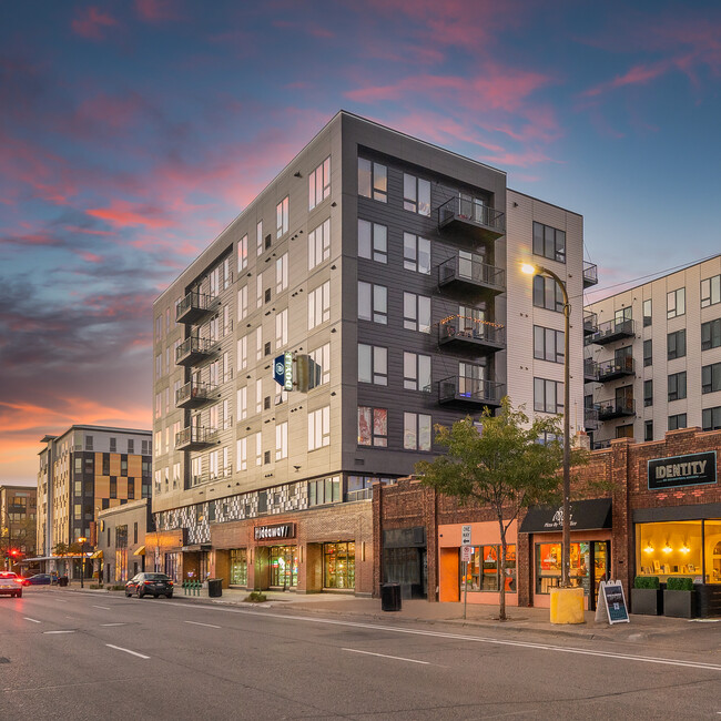 Doyle Apartments in Minneapolis, MN - Building Photo - Building Photo