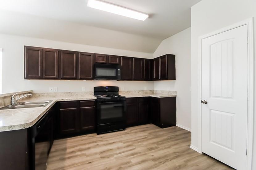 25397 Claremont Hills Ln in Porter, TX - Building Photo