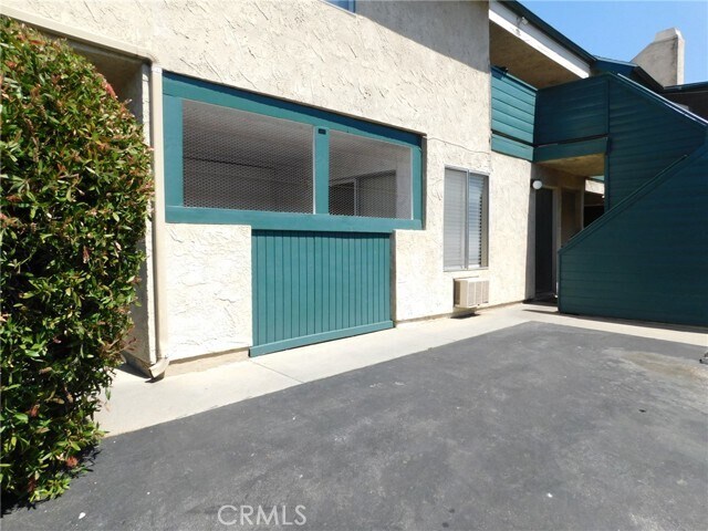 101 W Olive Ave-Unit -B in La Habra, CA - Building Photo