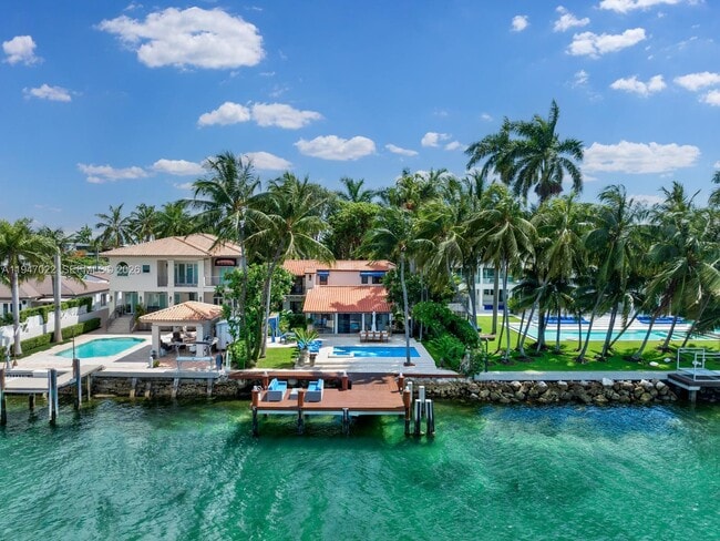 property at 56 S Hibiscus Dr