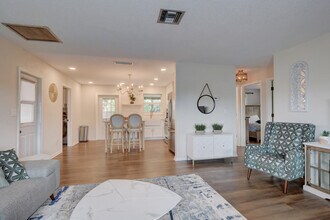 27610 Roslin Dr in Bonita Springs, FL - Building Photo - Building Photo