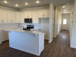 5525 Kemper St in Lubbock, TX - Building Photo - Building Photo