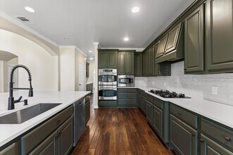 7 N Beech Springs Cir in Spring, TX - Building Photo - Building Photo