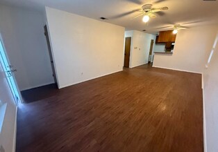 2813 W Shaw St in Tyler, TX - Building Photo - Building Photo