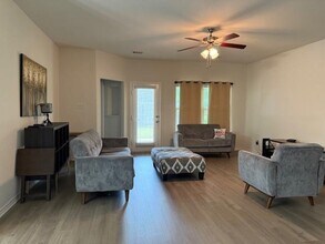 1900 Megan Creek Dr in Little Elm, TX - Building Photo - Building Photo