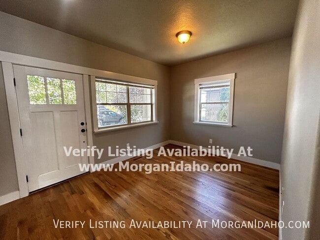 10249 W Kingsbriar Dr in Boise, ID - Building Photo - Building Photo