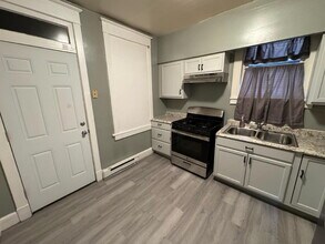 1818 Walnut St in Harrisburg, PA - Building Photo - Building Photo