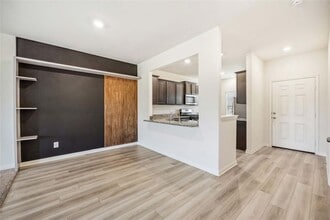 425 Elaine Vly Dr in Katy, TX - Foto de edificio - Building Photo