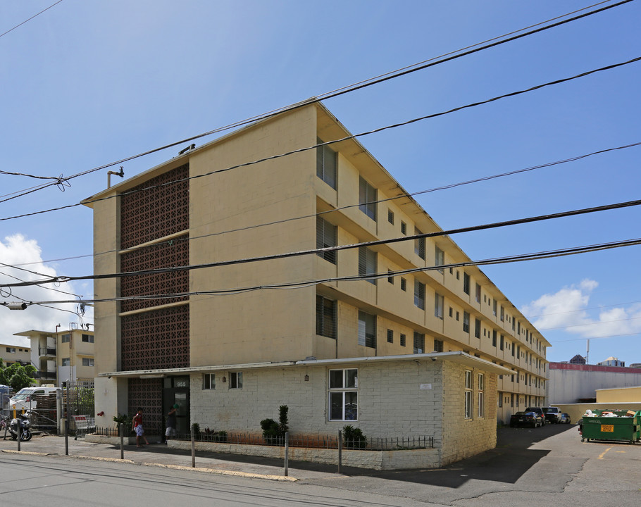 955 Akepo Ln in Honolulu, HI - Foto de edificio