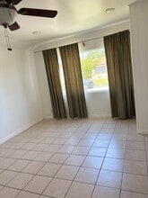 507 N Albertson Ave, Unit Studio in Compton, CA - Building Photo - Building Photo