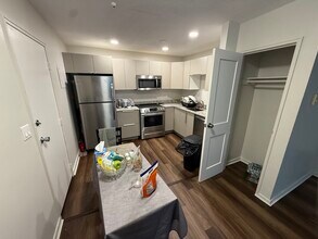 461 Washington St, Unit 305 in Boston, MA - Building Photo - Building Photo