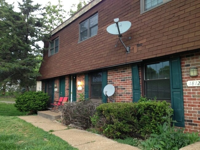 property at 1814 Missouri State Rd