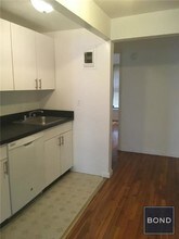 594 3rd Ave-Unit -#03 in New York, NY - Foto de edificio - Building Photo