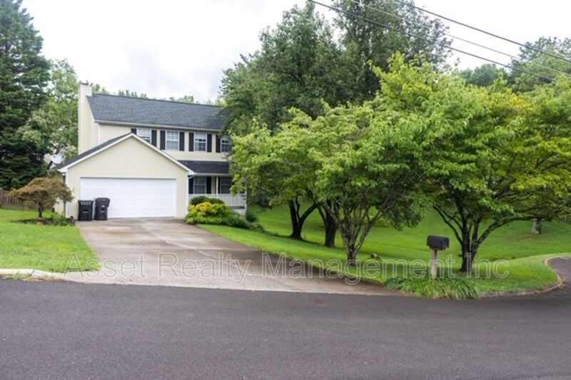 9009 Tall Timber Dr in Knoxville, TN - Building Photo