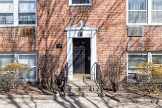 Riverdale Commons Litigated in Riverdale, NY - Building Photo - Building Photo