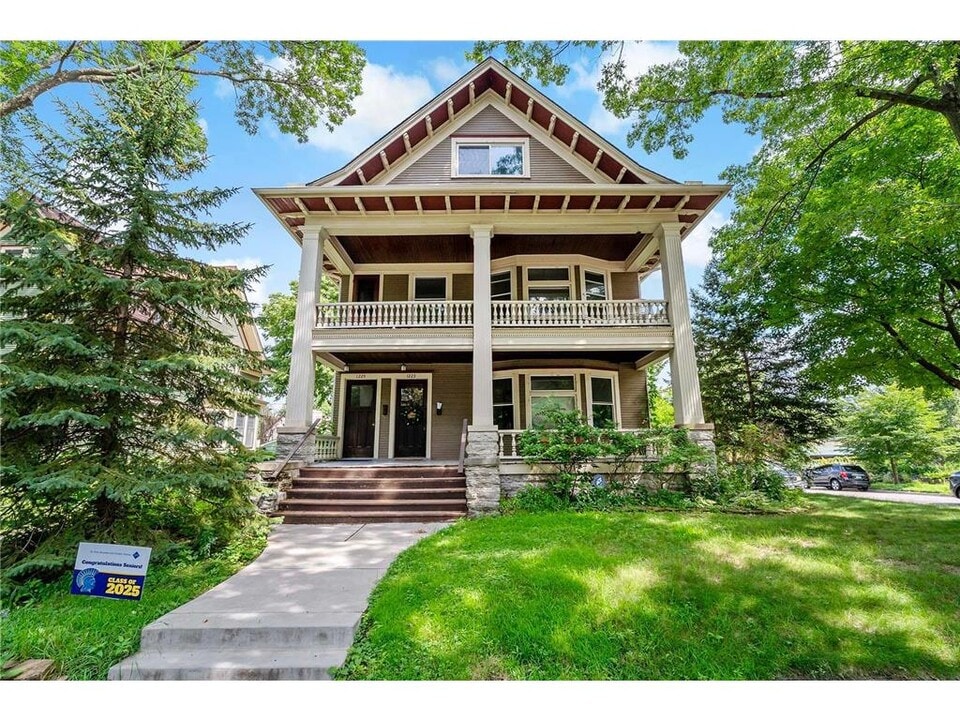 1225 Hague Ave in St. Paul, MN - Building Photo