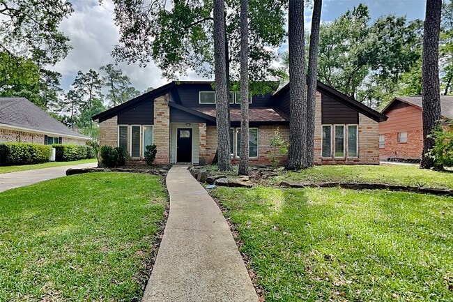 property at 2026 Willow Point Dr