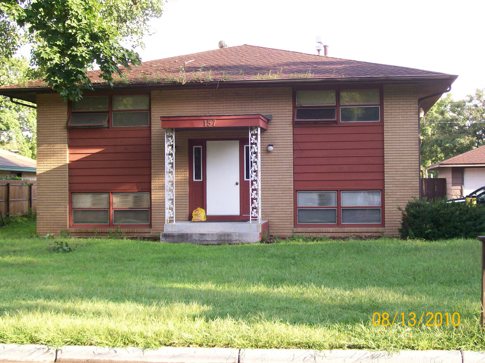 157 Mississippi Pl NE in Fridley, MN - Building Photo