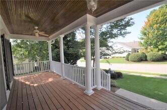 1705 White Dogwood Rd in Apex, NC - Building Photo - Building Photo