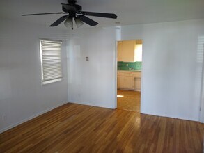 2320 Carnegie Ln in Redondo Beach, CA - Building Photo - Building Photo