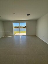 17459 Monte Isola Wy in North Fort Myers, FL - Building Photo - Building Photo