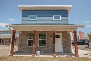 580 N Littleleaf Ter in Fayetteville, AR - Building Photo