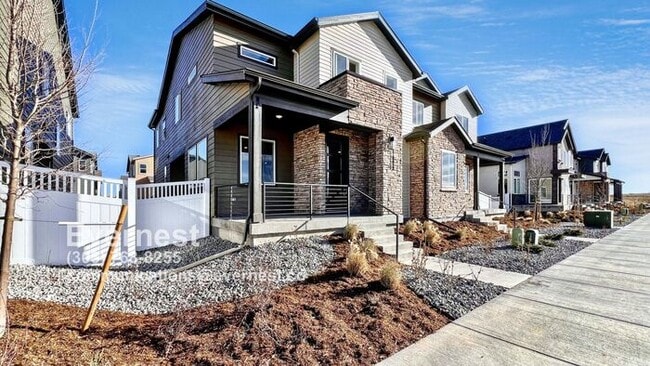 1229 S Algonquian St in Aurora, CO - Building Photo - Building Photo
