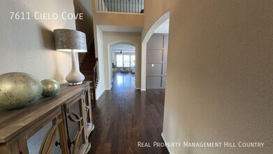 7611 Cielo Cove in Boerne, TX - Building Photo - Building Photo