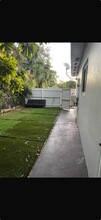 15230 NW 33rd Ave in Opa Locka, FL - Building Photo - Building Photo
