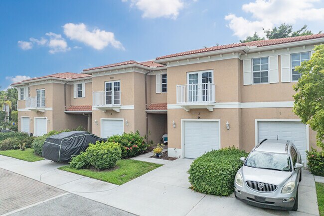 Boca Place in Boca Raton, FL - Foto de edificio - Building Photo