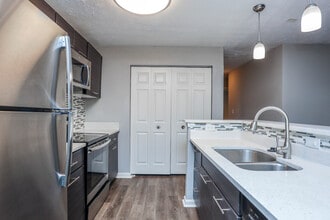 Decatur Flats in Decatur, GA - Building Photo - Interior Photo