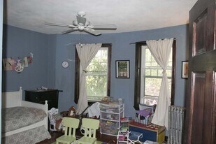 18 Winchester St in Brookline, MA - Building Photo