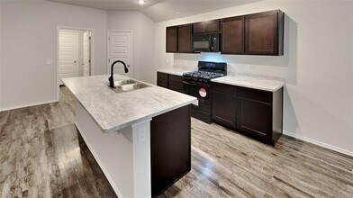 610 NW 120th Terrace in Oklahoma City, OK - Building Photo - Building Photo