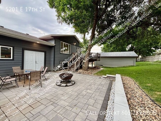 property at 5201 E 17th St